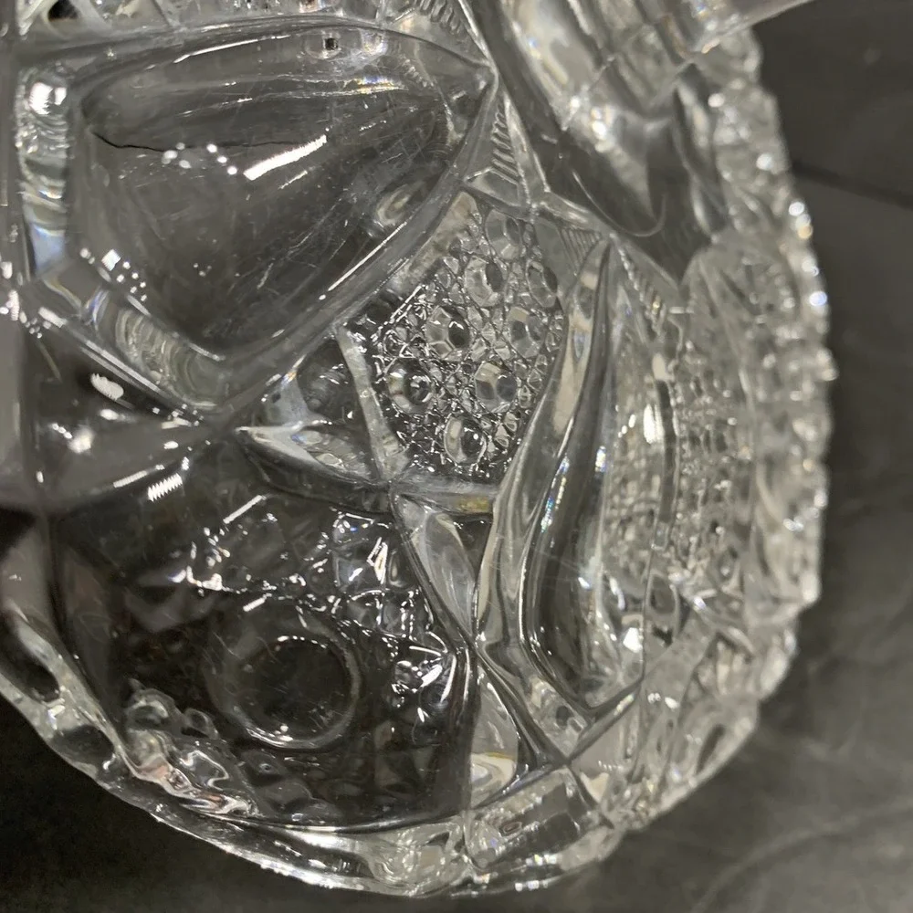 Panama EAPG Clear Pressed Glass Pedestal Cake Stand Scalloped Rim Starburst Base